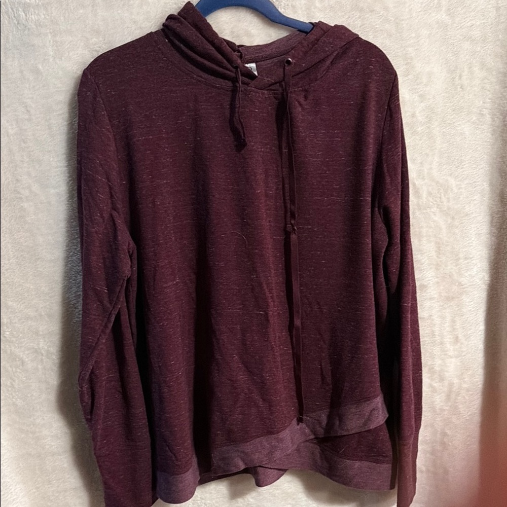 Women's Burgundy long sleeved tee with hoodie. Size XL